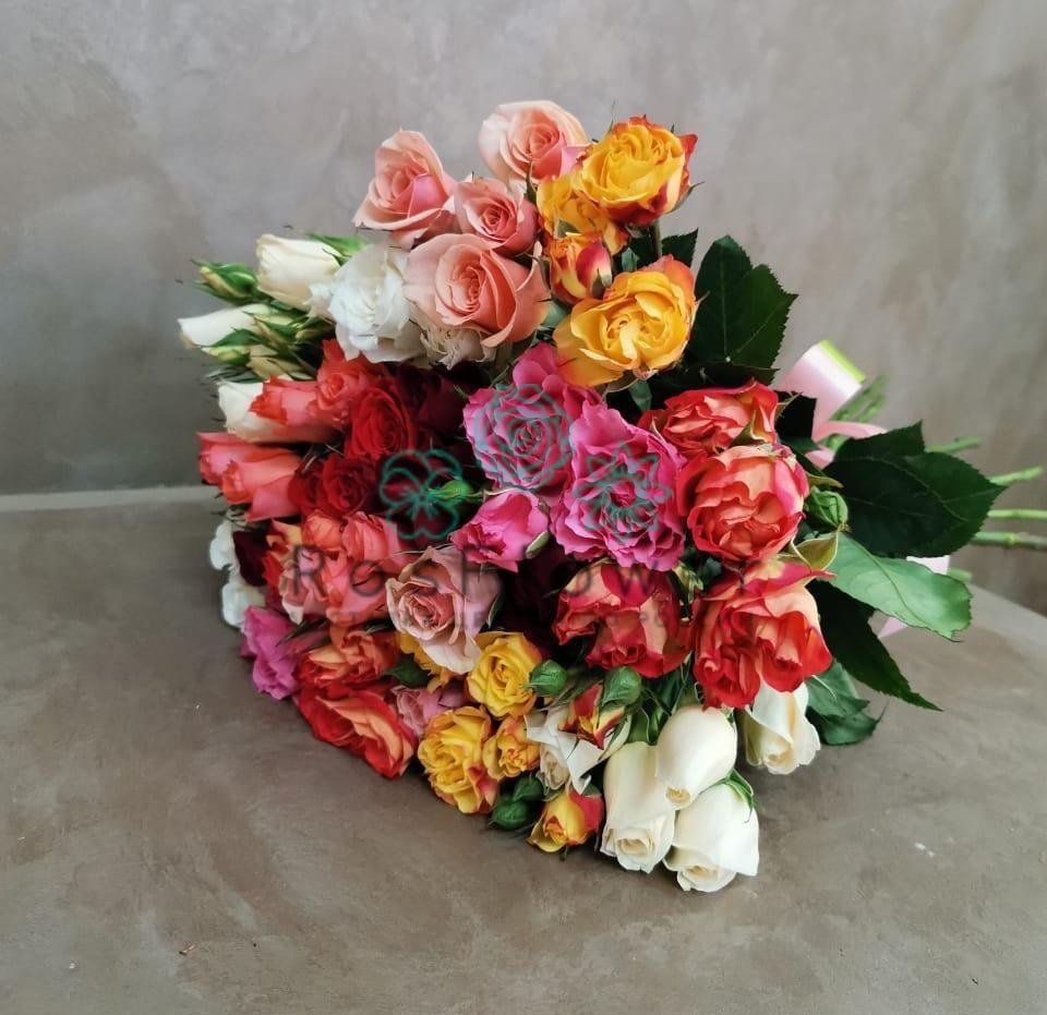 Букет цветов из: Розы в Улётах