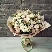 Букет цветов из:  Альстромерии, Розы и Хризантемы в Улётах