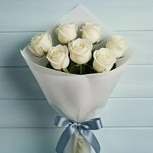 Букет 7 Белых роз Эдлесс Лав в Улётах