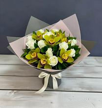 Букет цветов из:  Орхидеи и Розы в Улётах