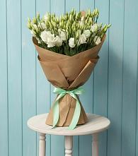 Букет цветов из:  Лизиантусы в Улётах