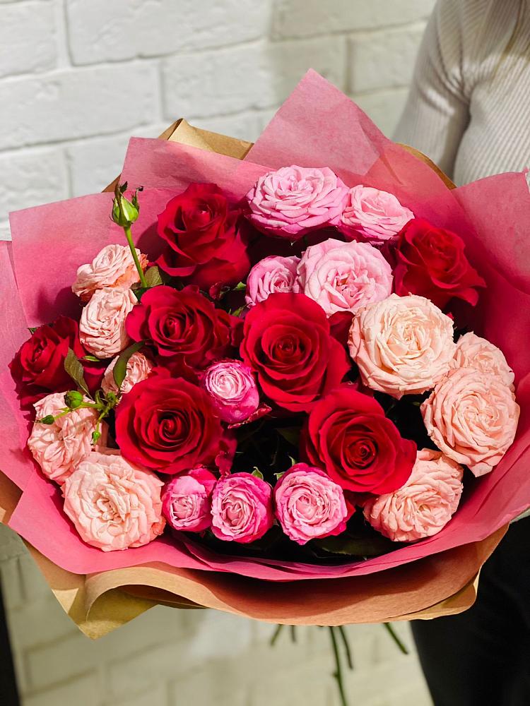 Букет цветов из: Розы в Улётах