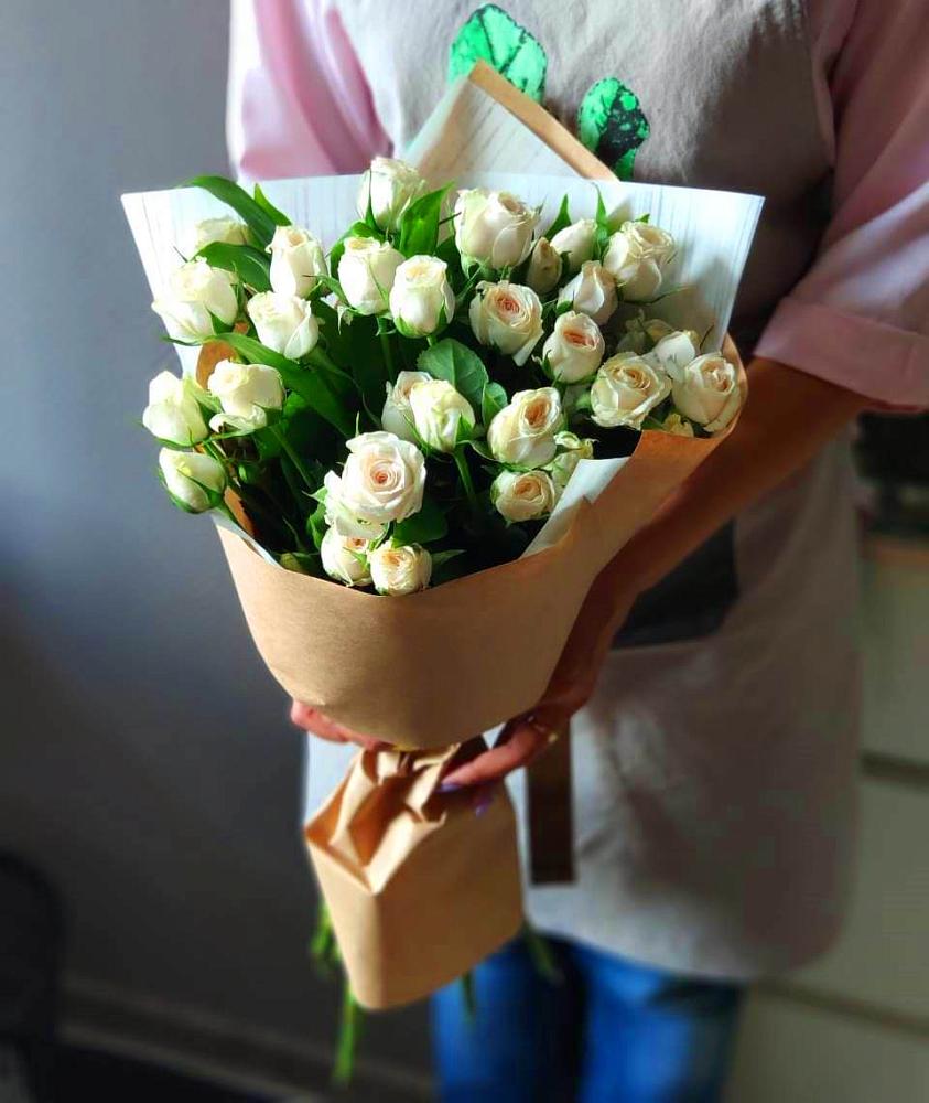 Букет цветов из: Розы в Улётах