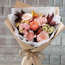 Букет цветов из:  Гвоздики, Хризантемы и Розы в Улётах