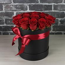 Цветочная композиция из Розы в шляпной коробке в Улётах