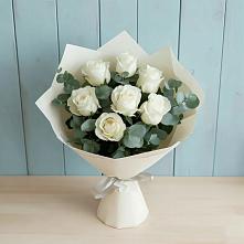 Букет Белые розы в Эвкалипте в Улётах