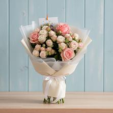 Букет цветов из:  Розы в Улётах