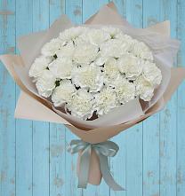 Букет цветов из:  Гвоздики в Улётах