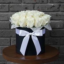 Цветочная композиция из Розы в шляпной коробке в Улётах